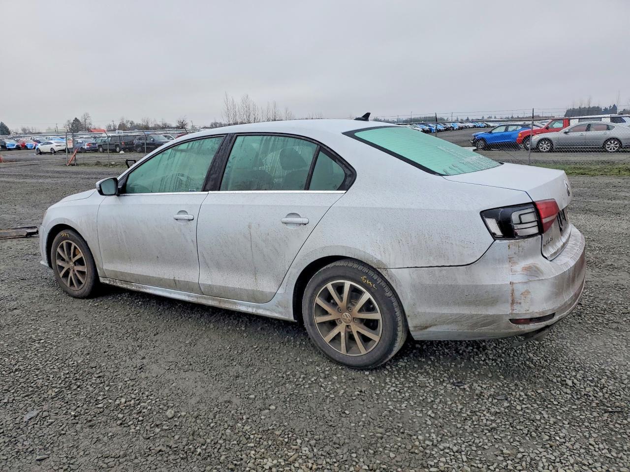 2017 Volkswagen Jetta Se - Фото 2