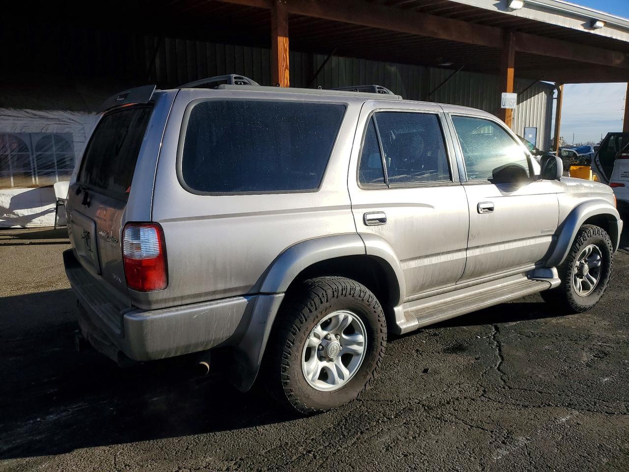 2002 Toyota 4Runner Sr5 - Фото 3