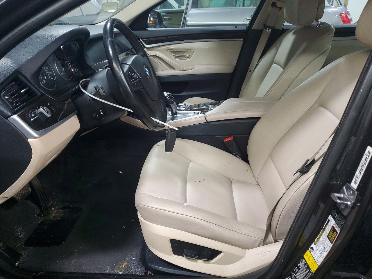 2011 BMW 535 Xi - Image 7