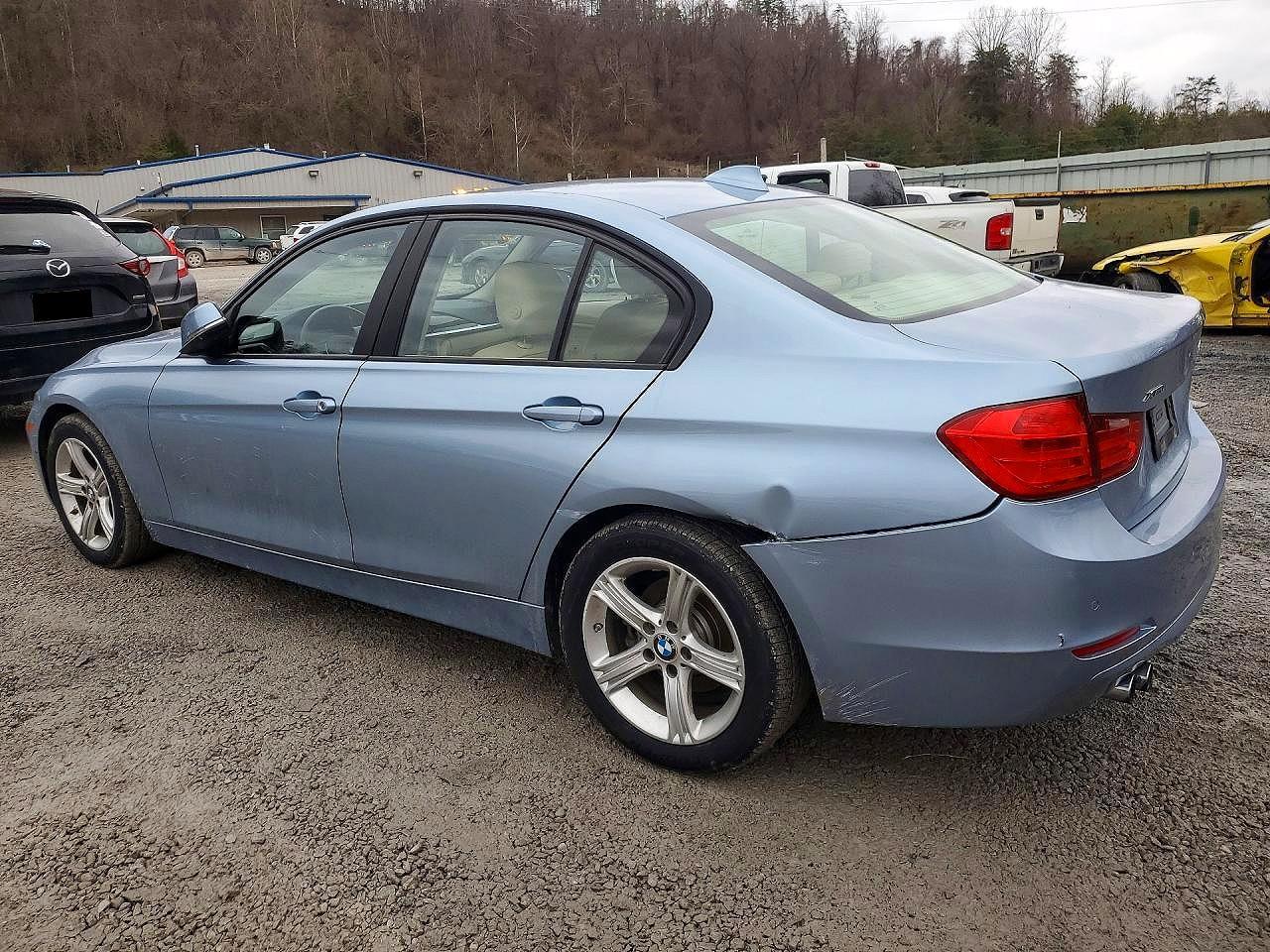2014 BMW 328 Xi - Фото 2
