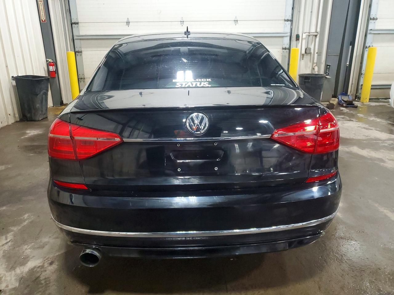 2016 Volkswagen Passat S - Фото 6