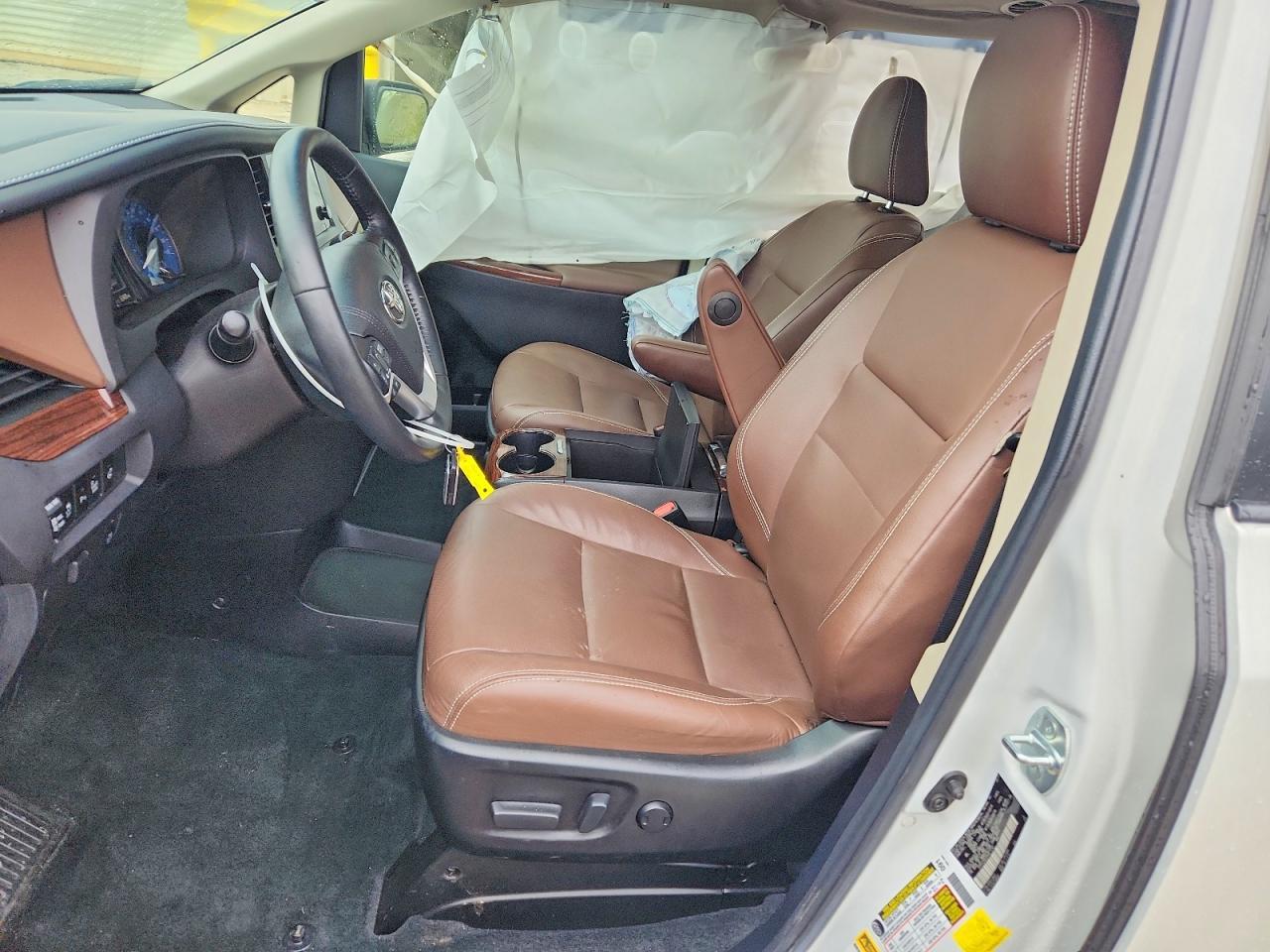 2017 Toyota Sienna Limited 7-Passenger - Фото 7