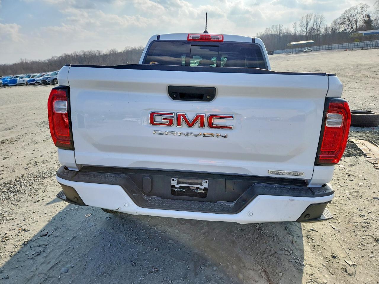 2024 GMC Canyon Elevation - Image 6