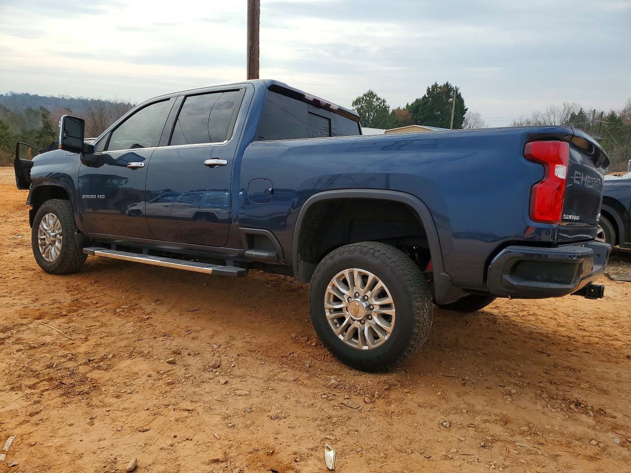 2021 Chevrolet Silverado K2500 High Country - Фото 2
