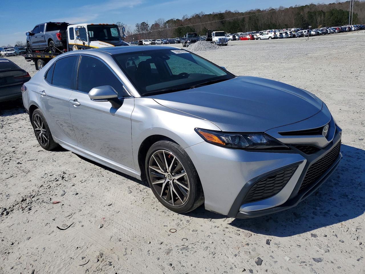 2024 Toyota Camry Se - Фото 4