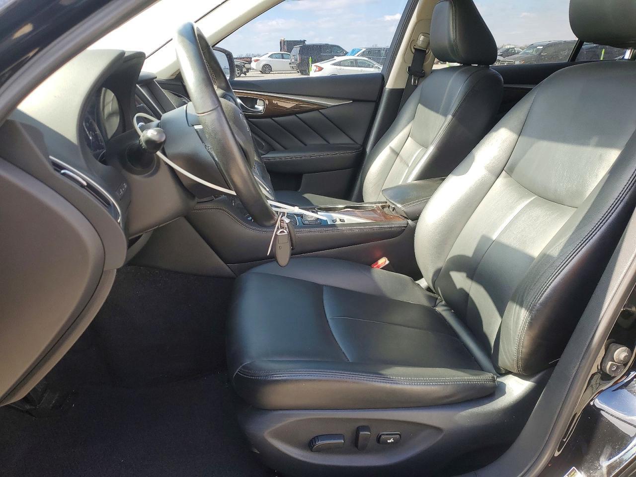 2019 Infiniti Q50 3.0T Luxe - Фото 7