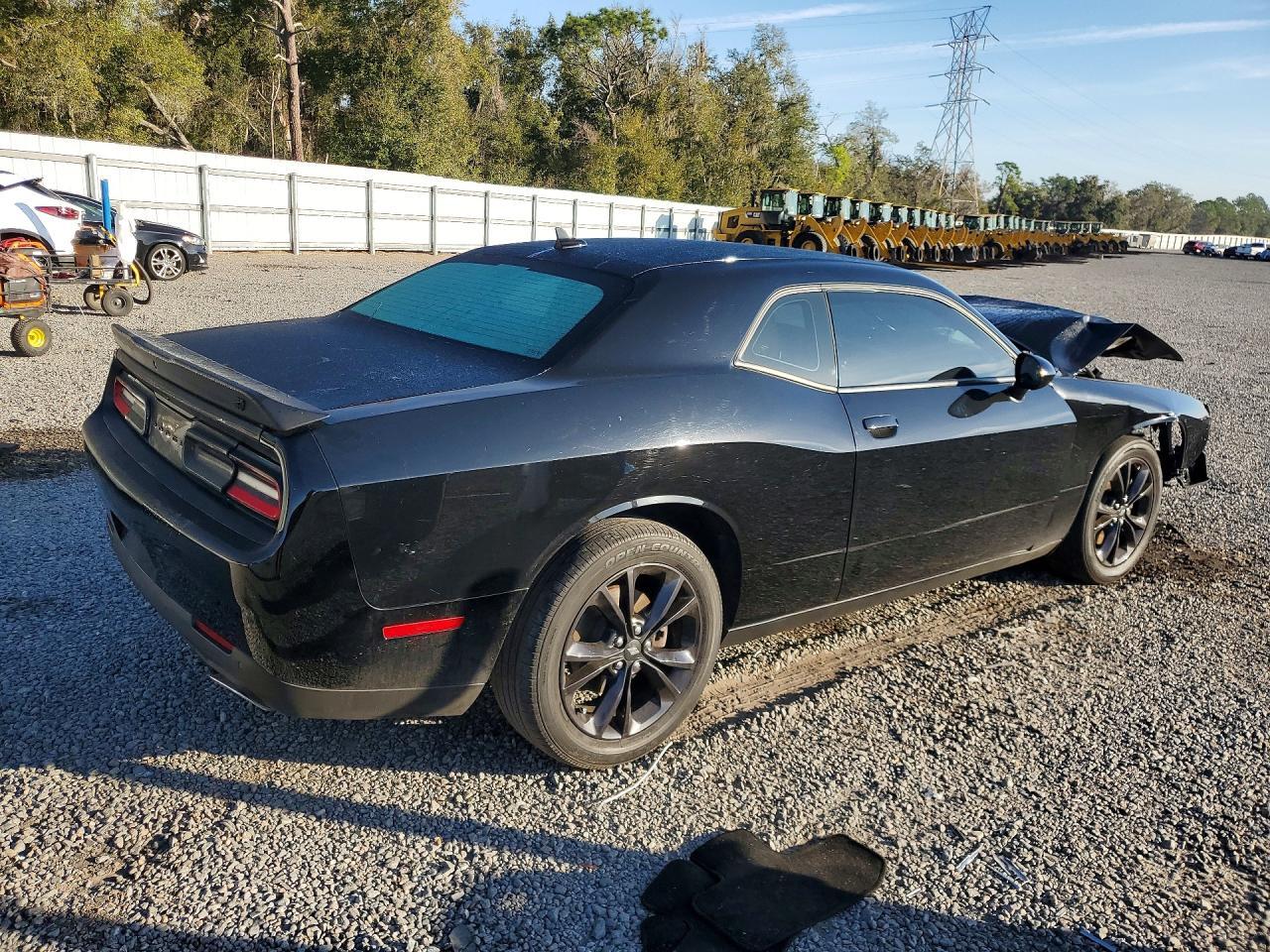 2020 Dodge Challenger Sxt - Фото 3