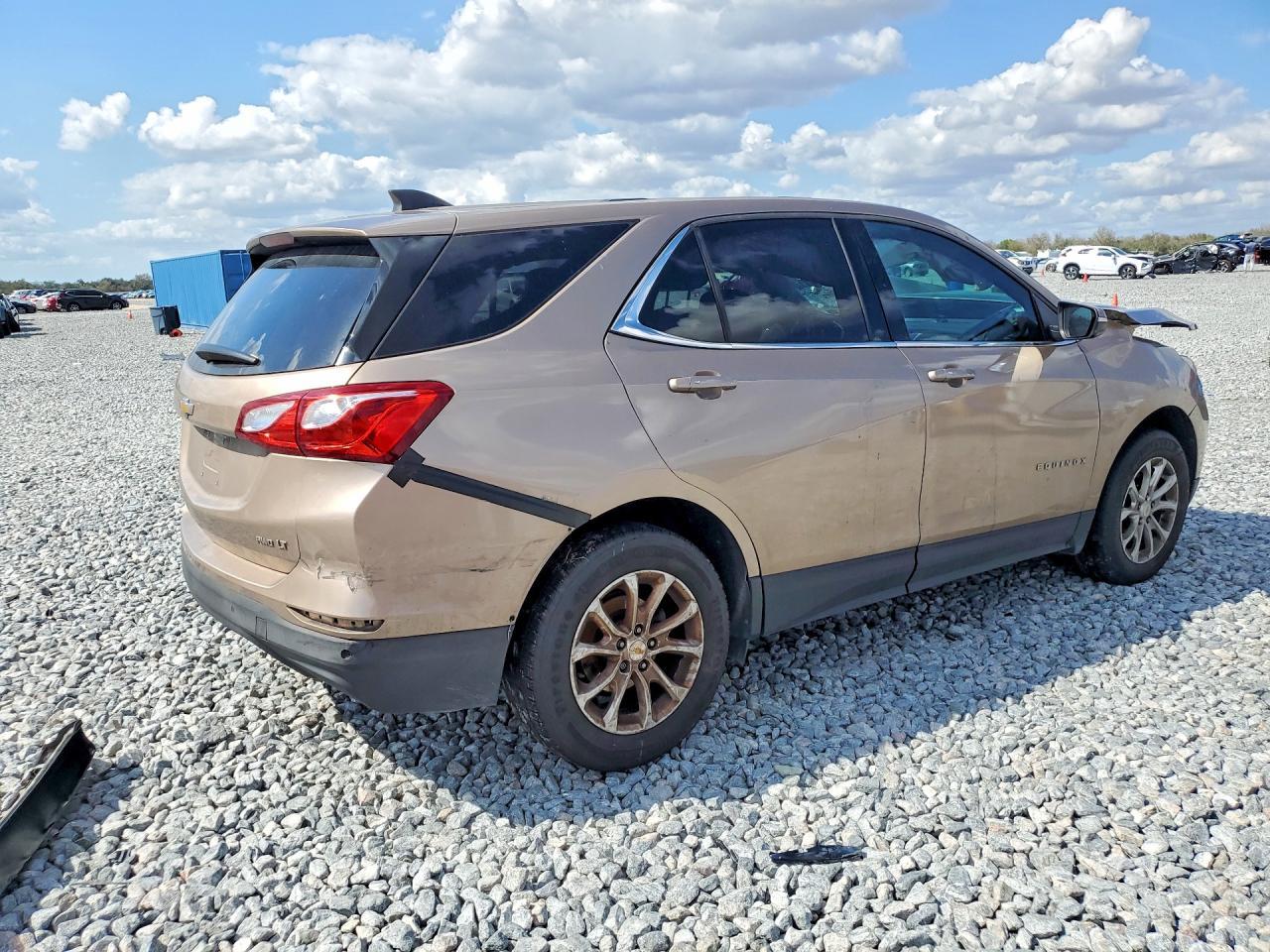 2018 Chevrolet Equinox Lt - Image 3