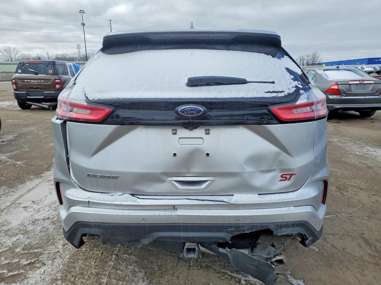 2019 Ford Edge St - Фото 6