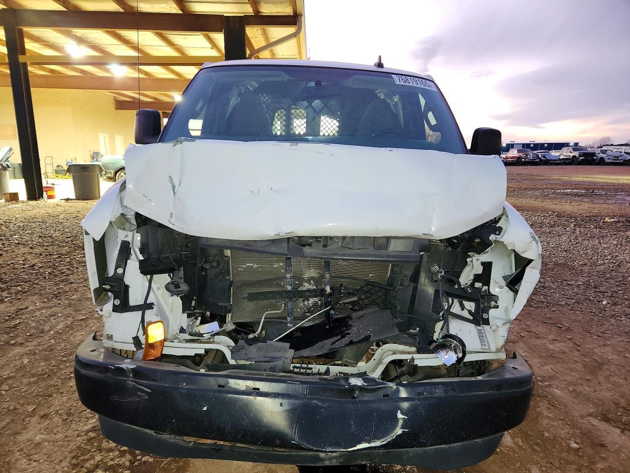 2019 Chevrolet Express 2500 Cargo Delivery Van - Фото 5