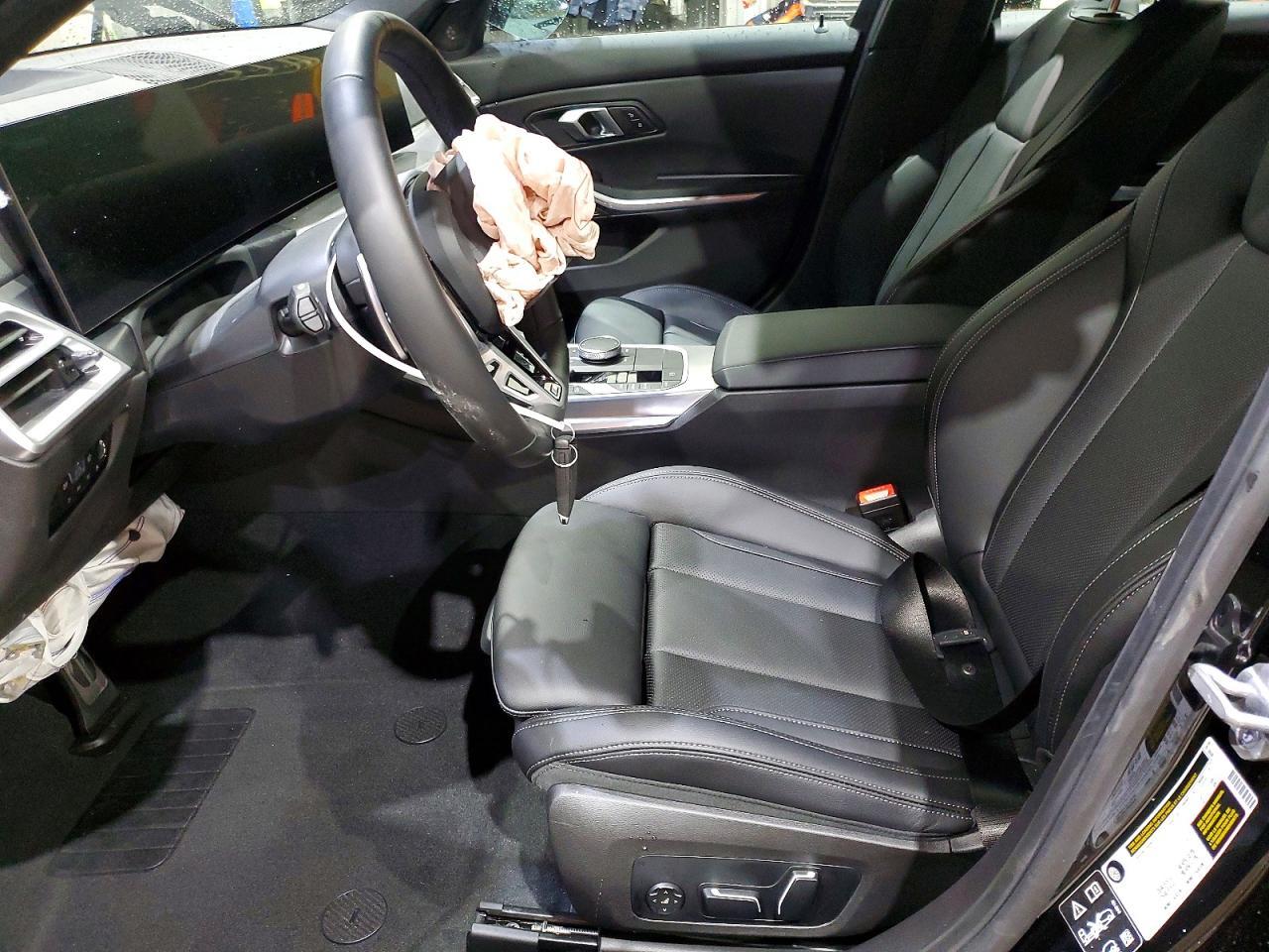 2026 BMW 330Xi - Фото 7