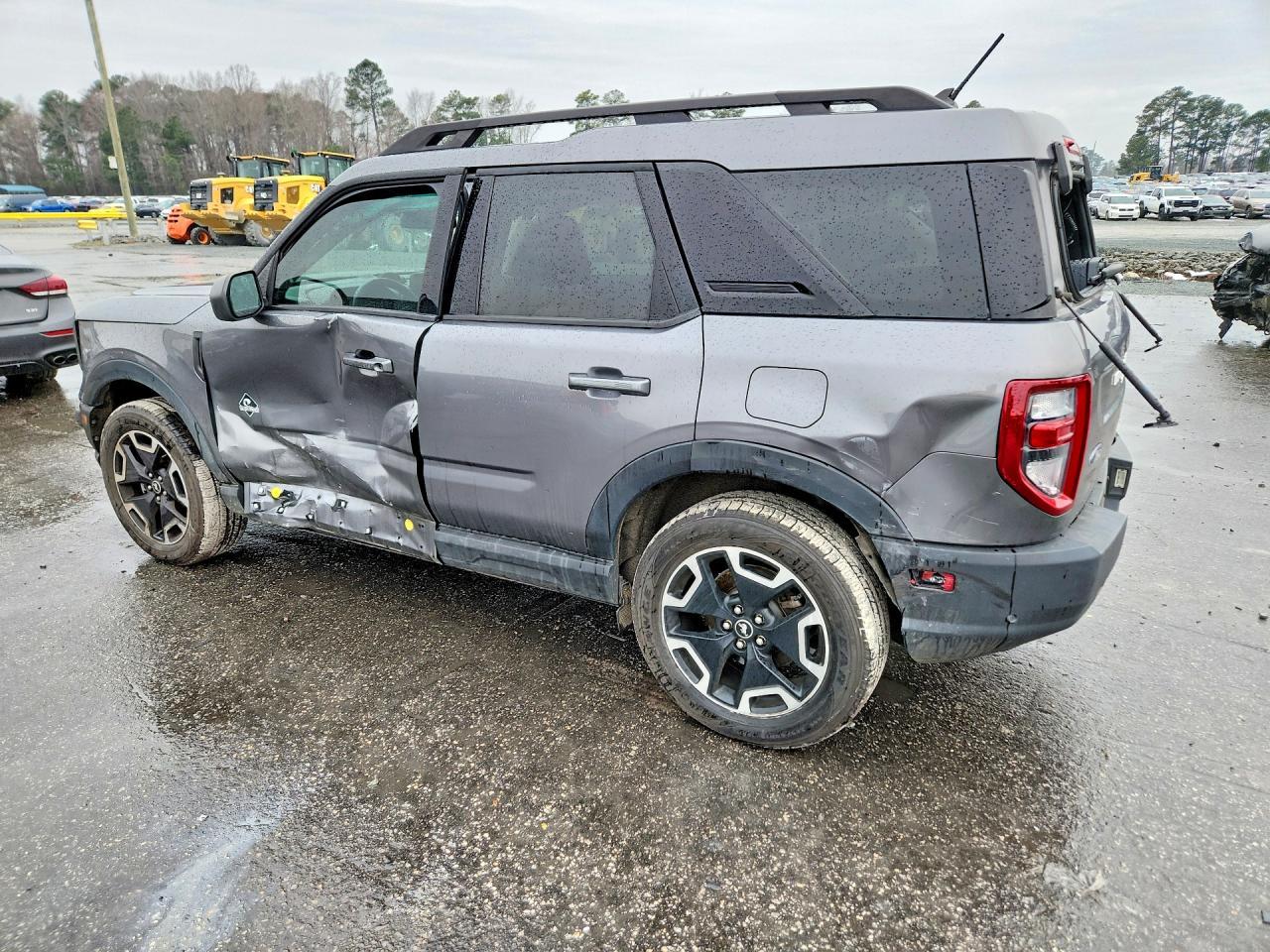2023 Ford Bronco Sport Outer Banks - Фото 2