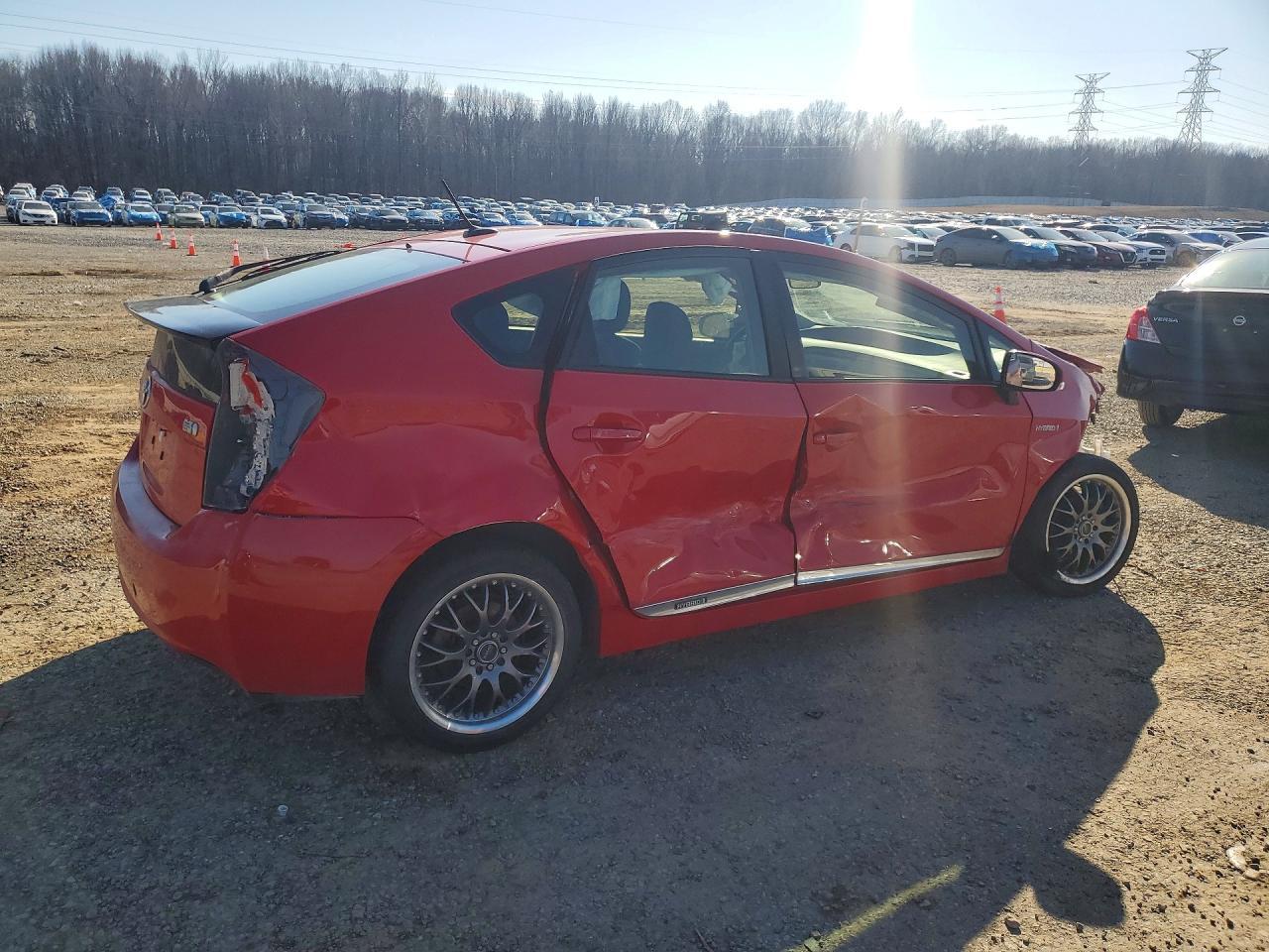 2015 Toyota Prius - Фото 3