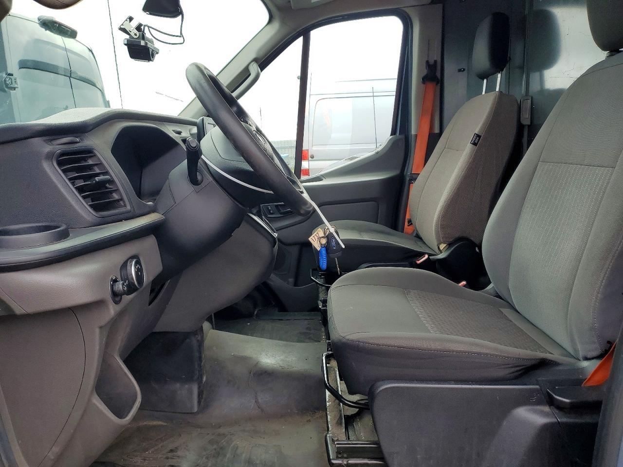 2020 Ford Transit 250 Delivery Van - Фото 7