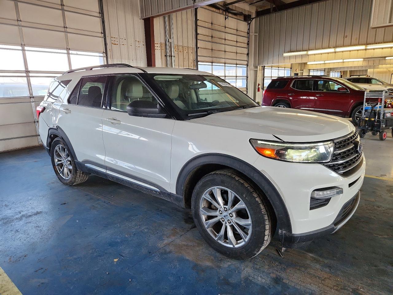 2020 Ford Explorer Xlt - Фото 4