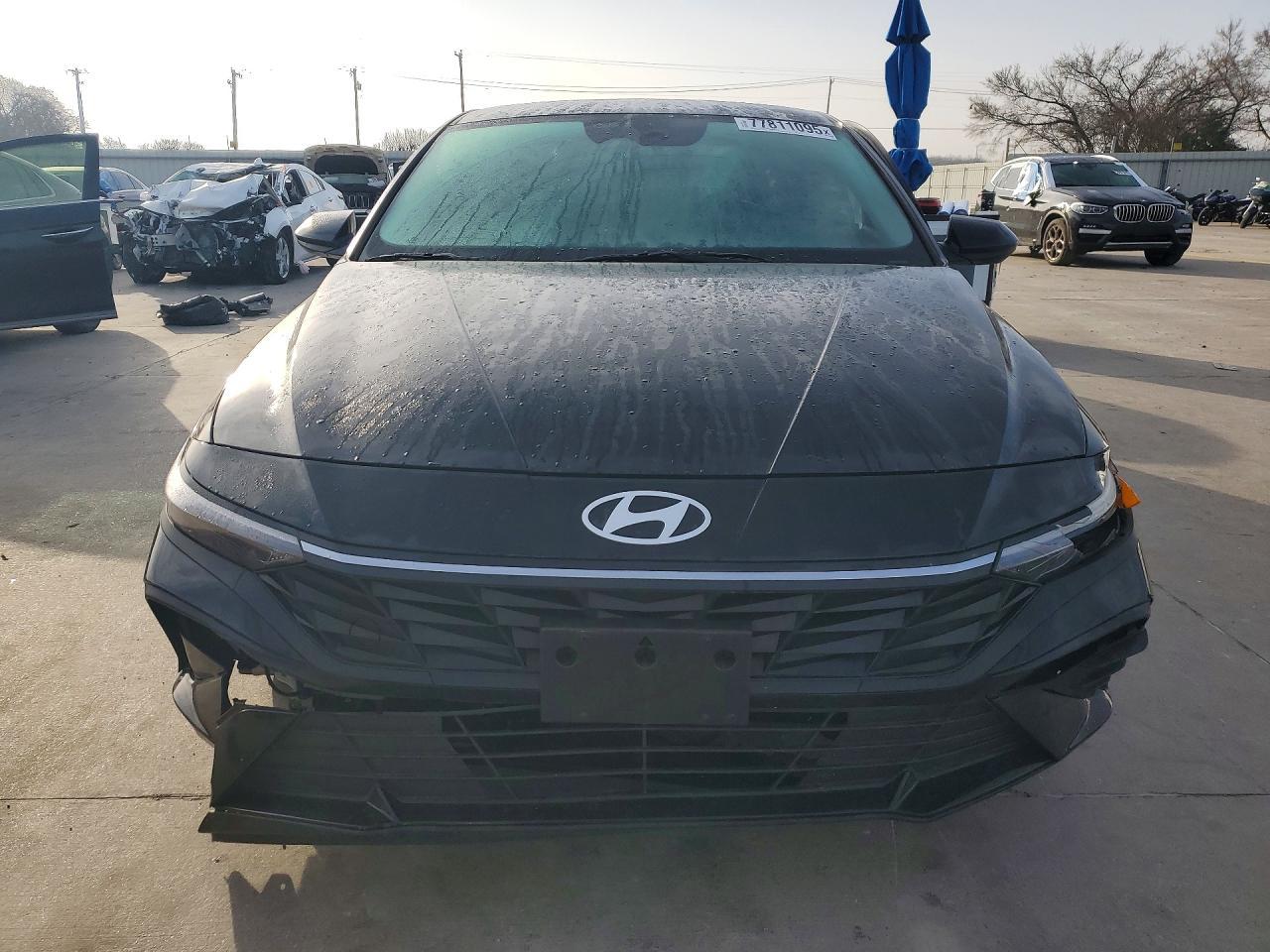 2025 Hyundai Elantra Se - Фото 5