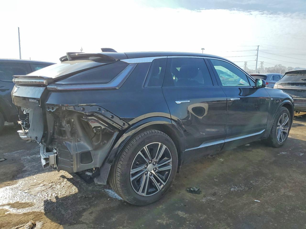 2025 Cadillac Lyriq Luxury - Фото 3