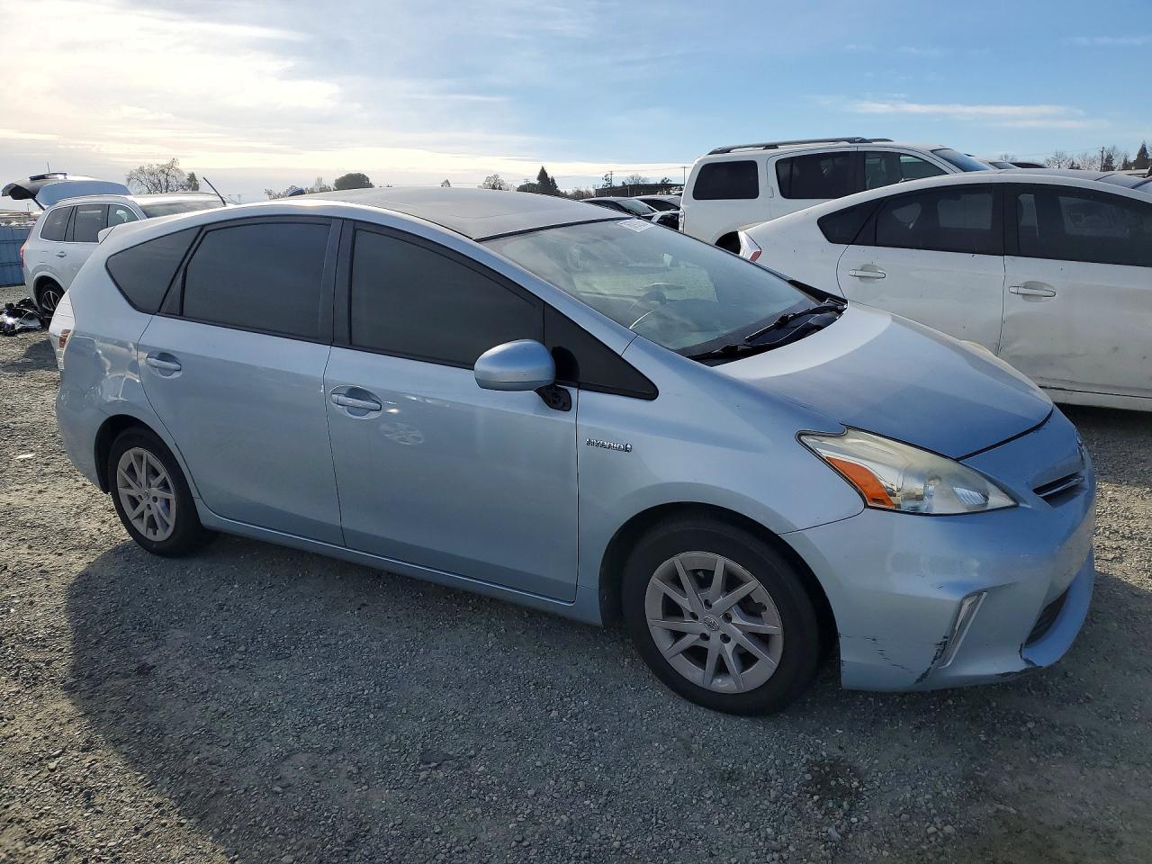 2014 Toyota Prius V - Фото 4