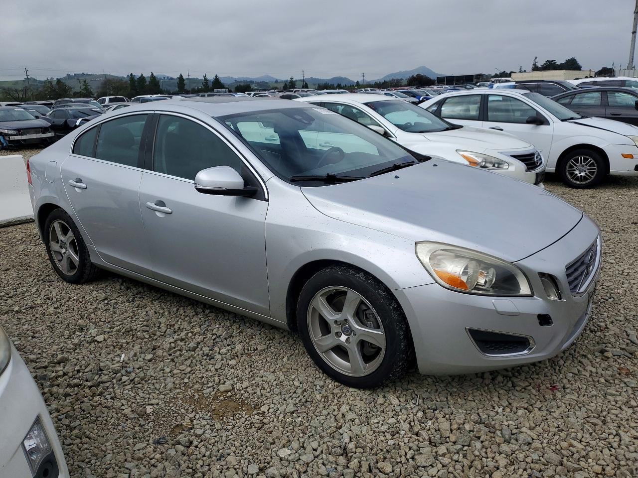 2012 Volvo S60 T5 - Image 4