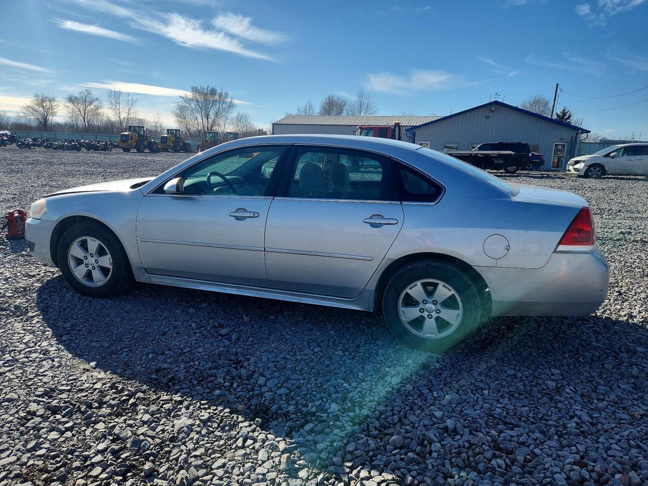 2010 Chevrolet Impala Lt - Фото 2