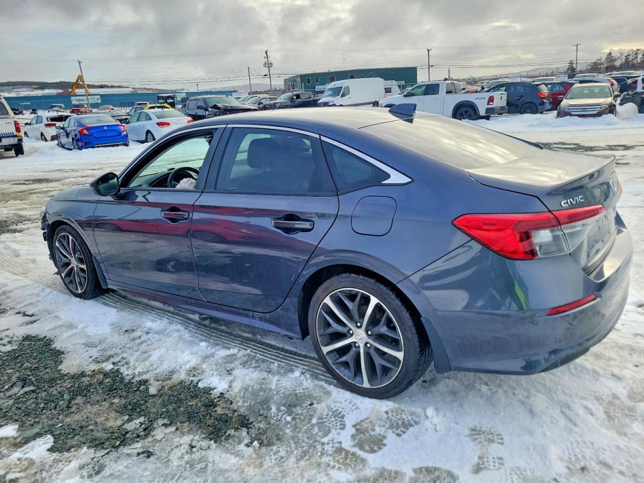 2022 Honda Civic Touring - Фото 2