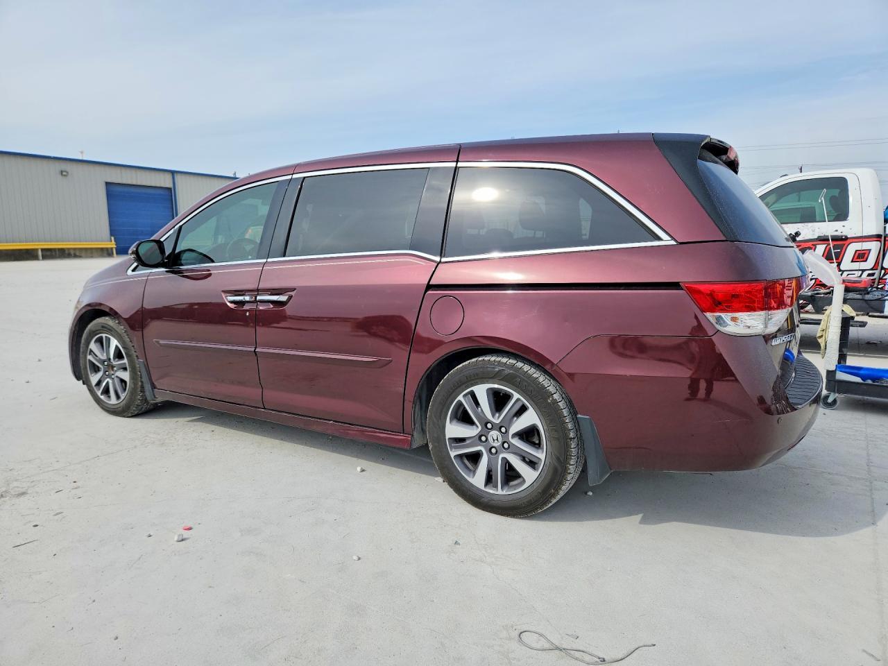 2015 Honda Odyssey - Фото 2