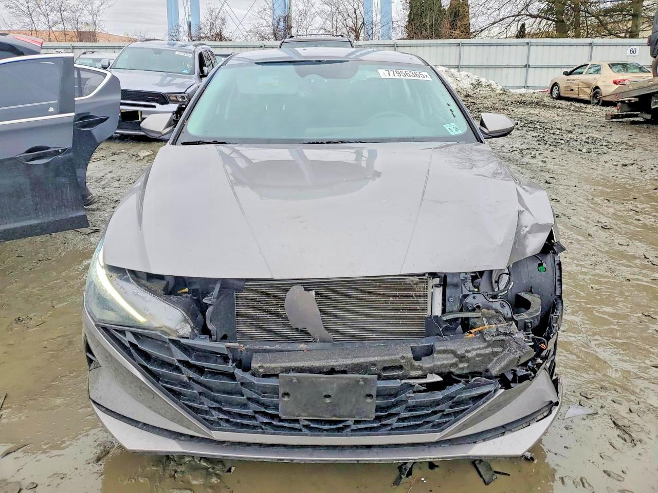 2023 Hyundai Elantra Sel - Фото 5