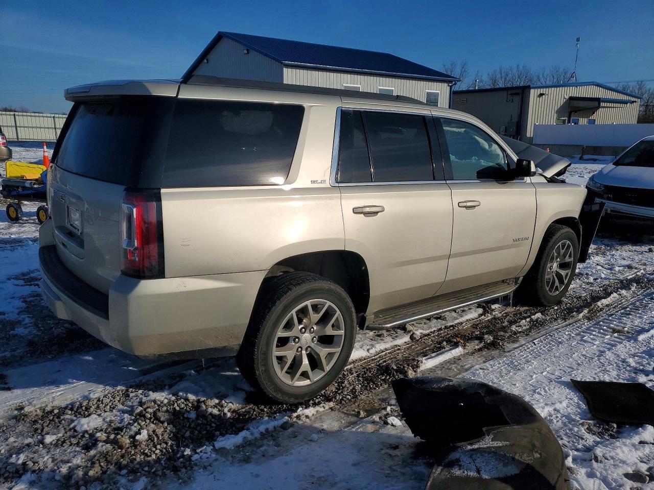 2016 GMC Yukon Sle - Фото 3