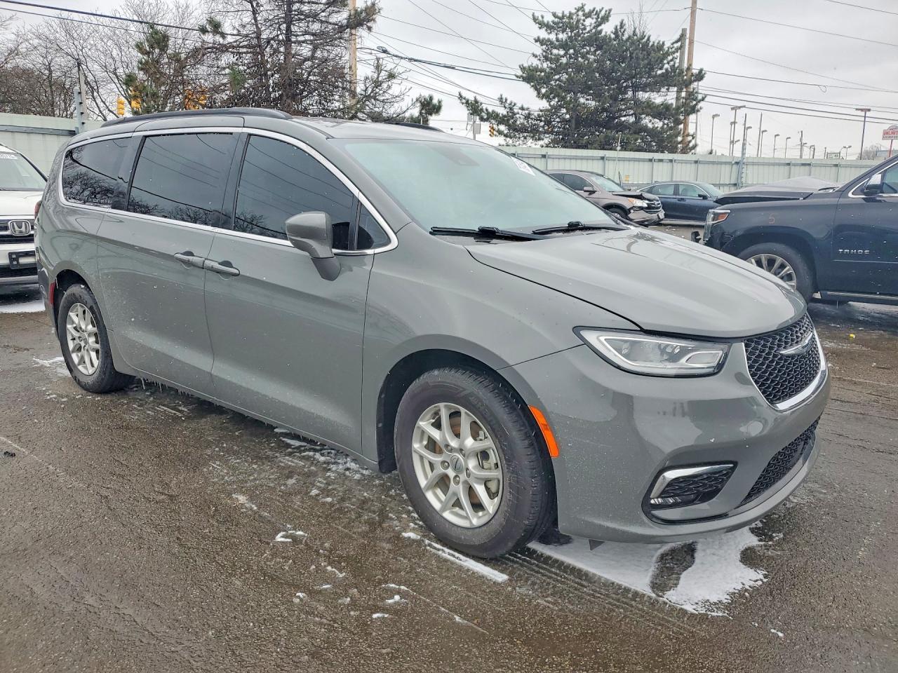2022 Chrysler Pacifica Touring L - Фото 4