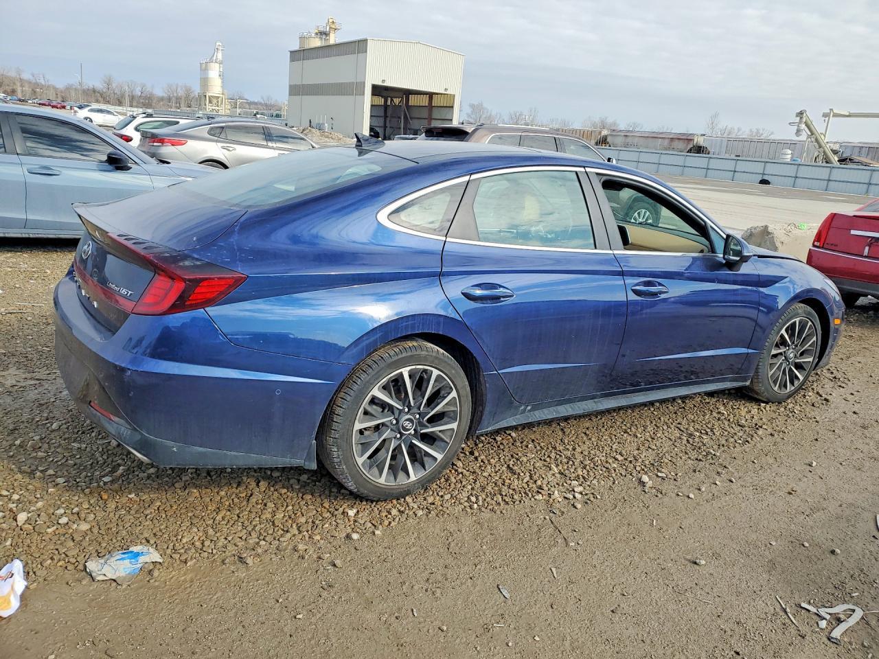 2021 Hyundai Sonata Limited - Фото 3