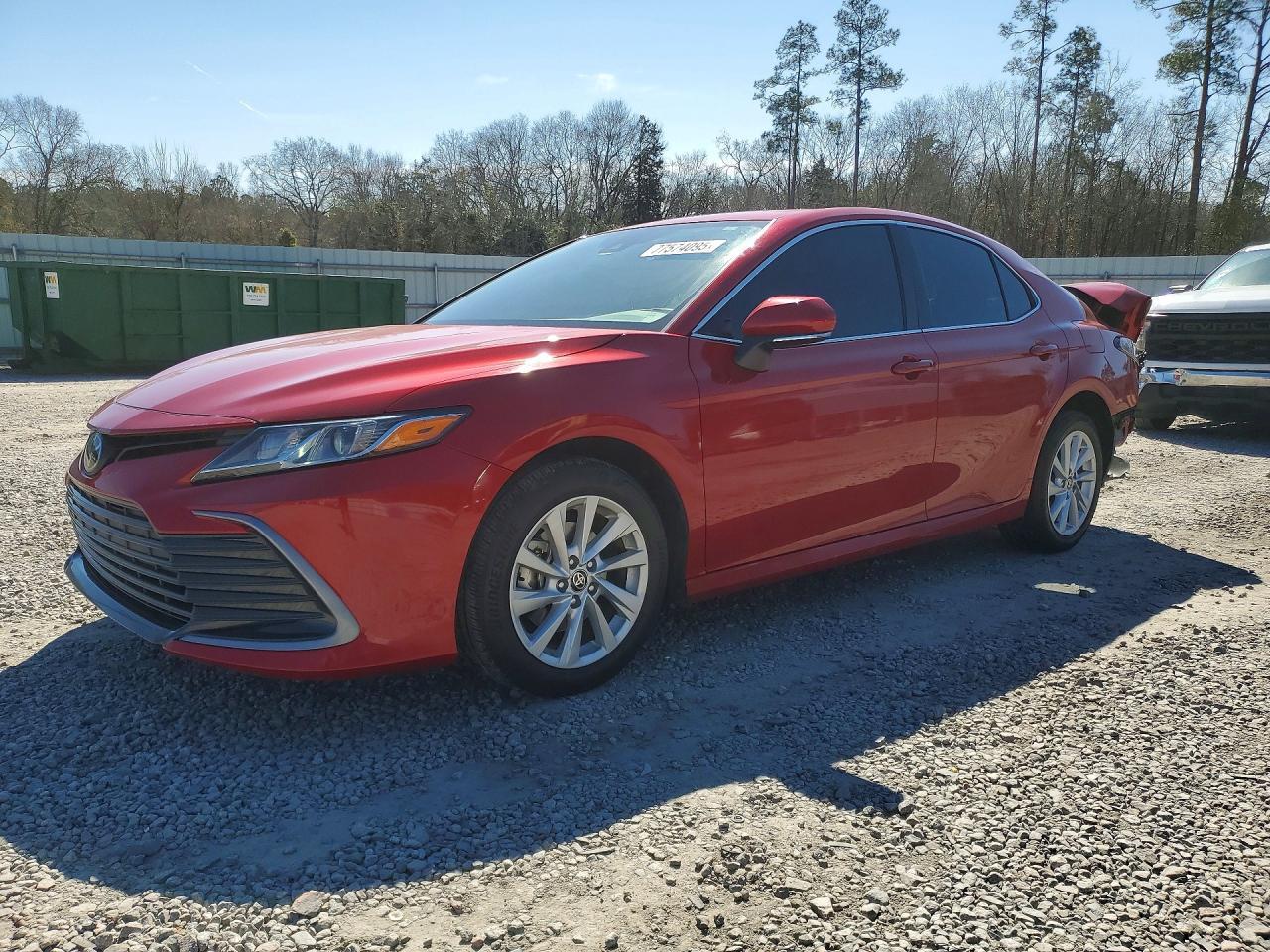 2024 Toyota Camry Le