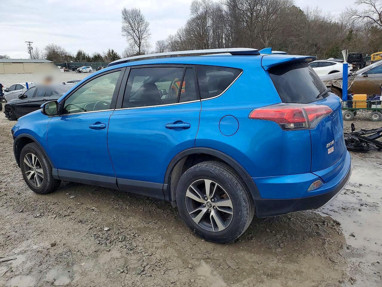 2017 Toyota Rav4 Xle - Фото 2