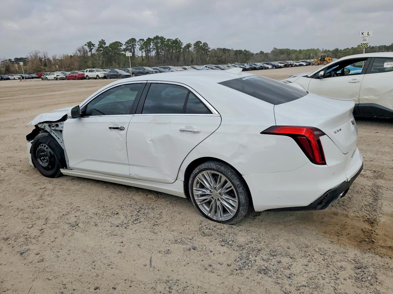 2024 Cadillac Ct4 Premium Luxury - Фото 2