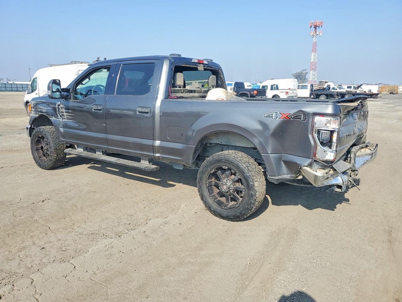 2020 Ford F250 Super Duty - Image 2