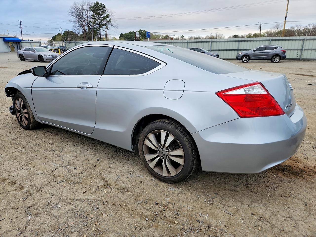 2010 Honda Accord Lx - Image 2