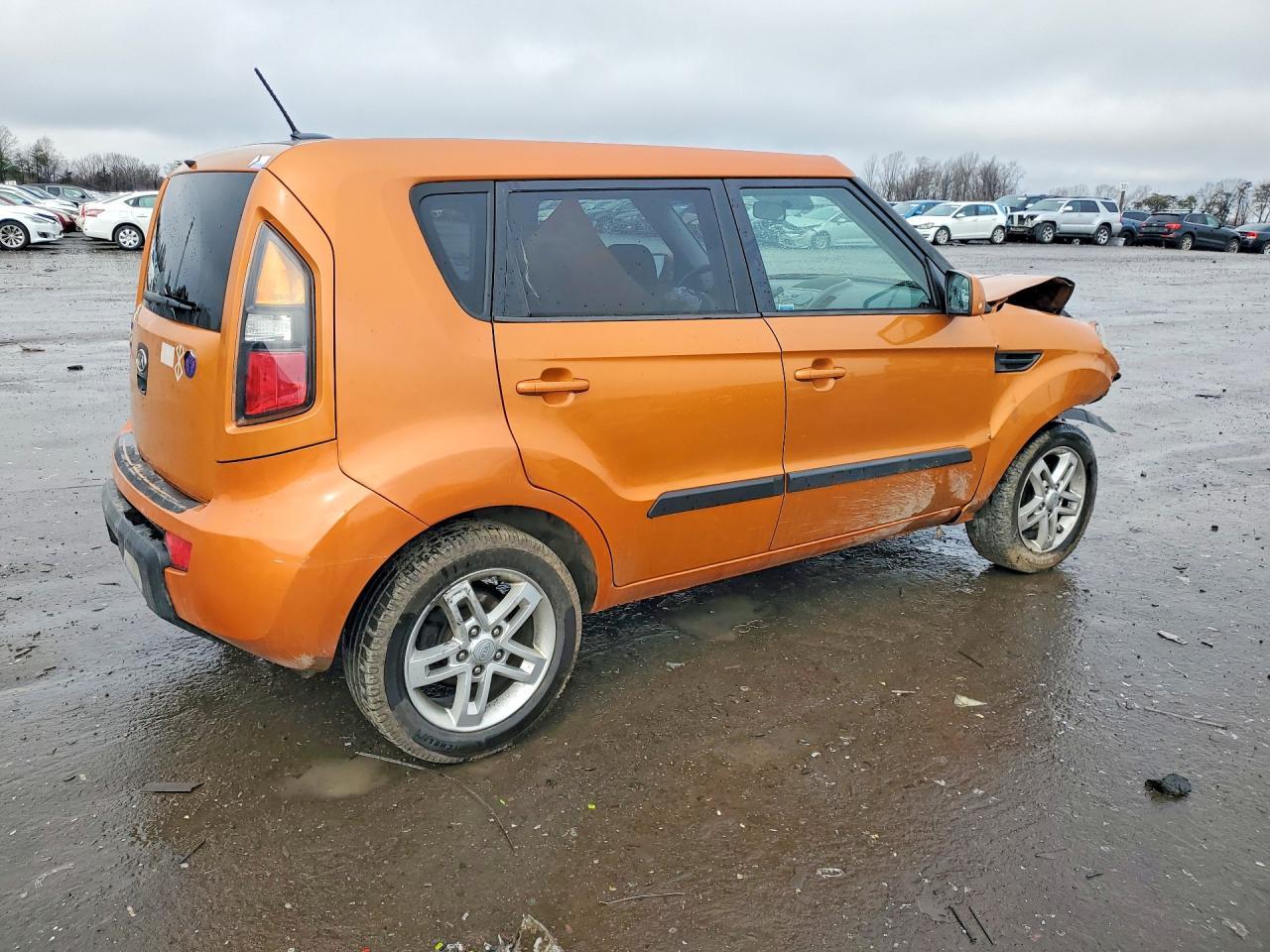 2011 Kia Soul + - Image 3