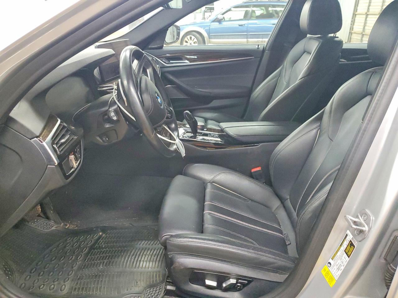2021 BMW 530 I - Image 7