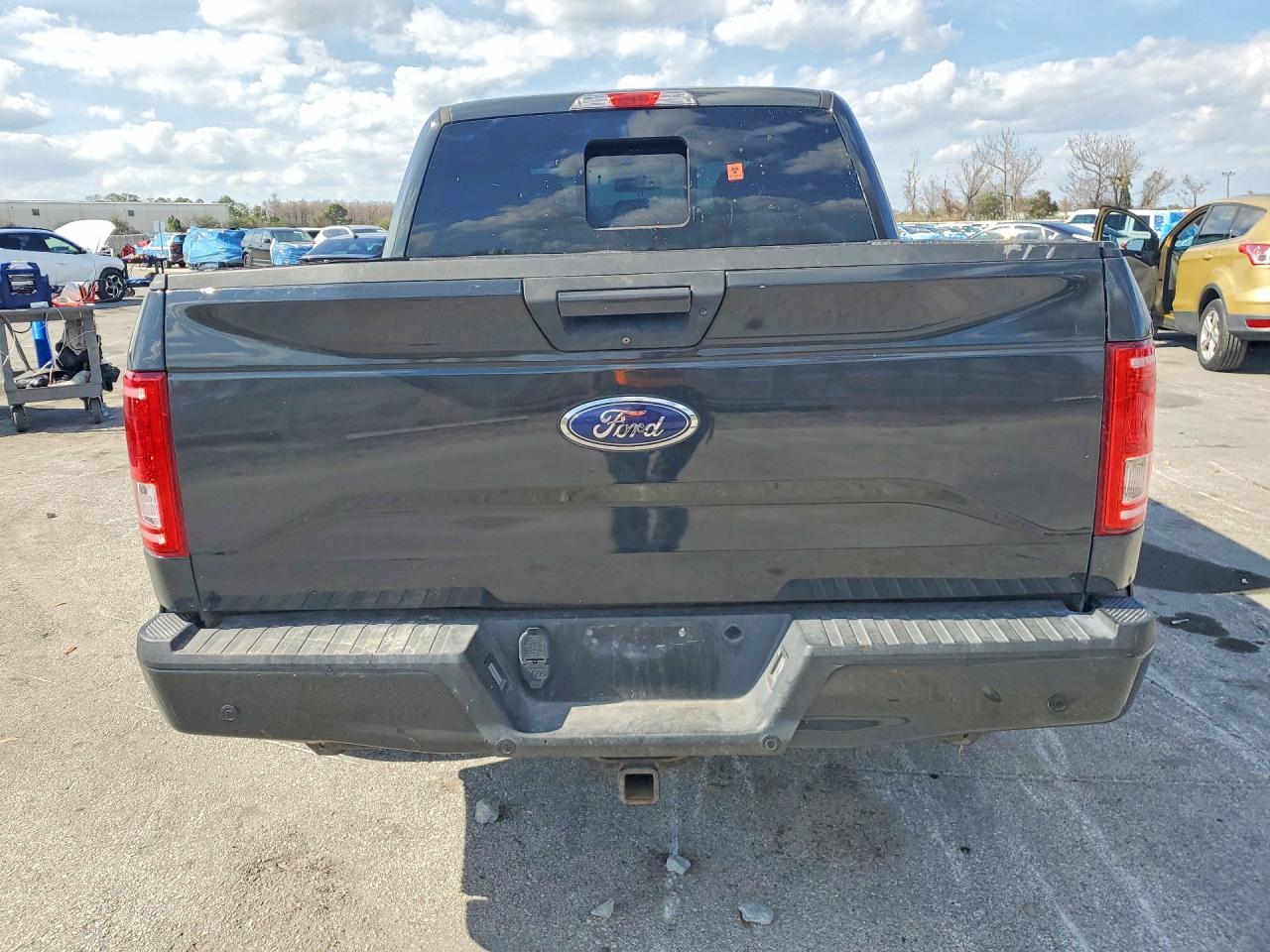 2016 Ford F150 Supercrew - Image 6