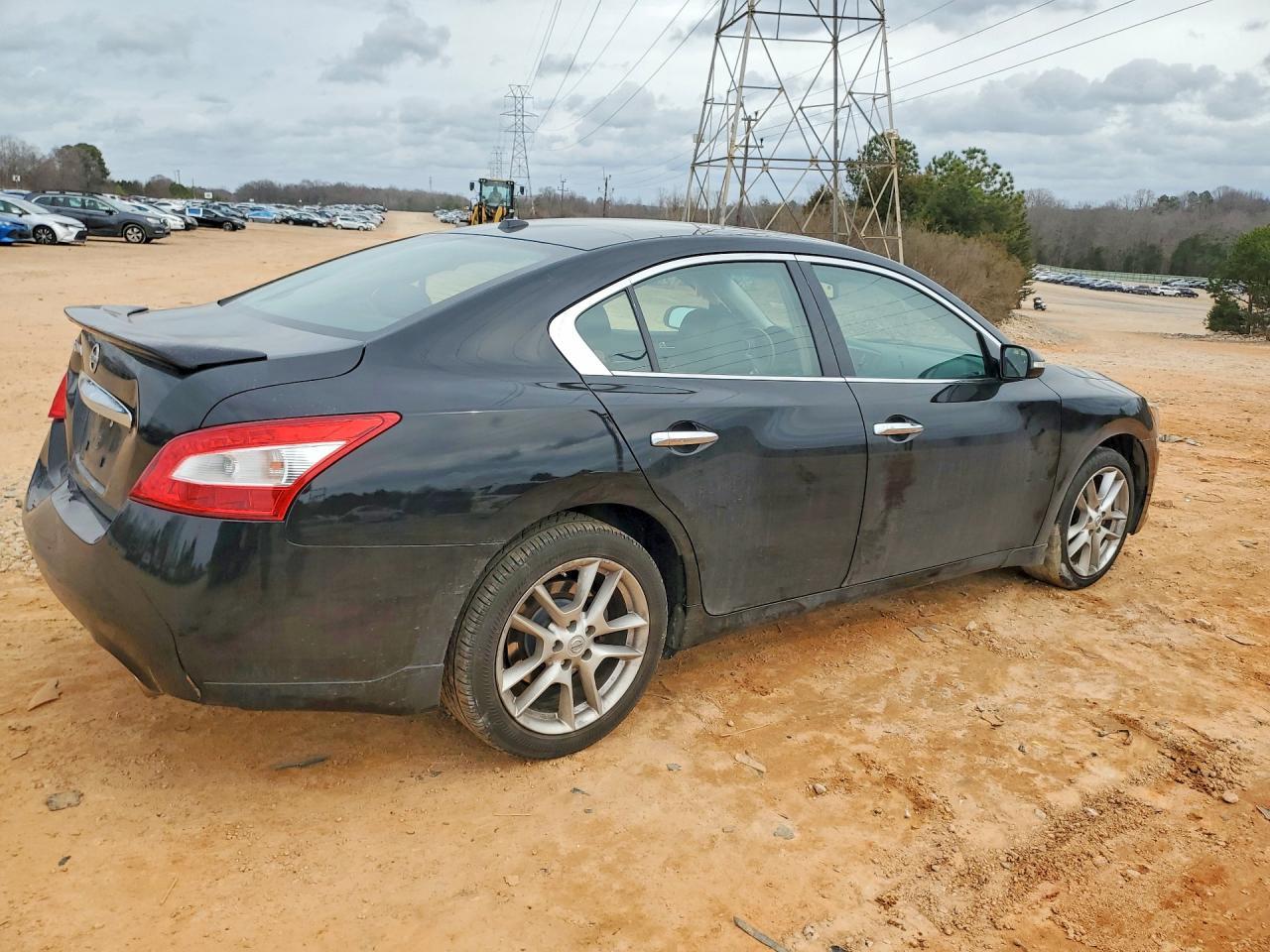 2011 Nissan Maxima S - Image 3