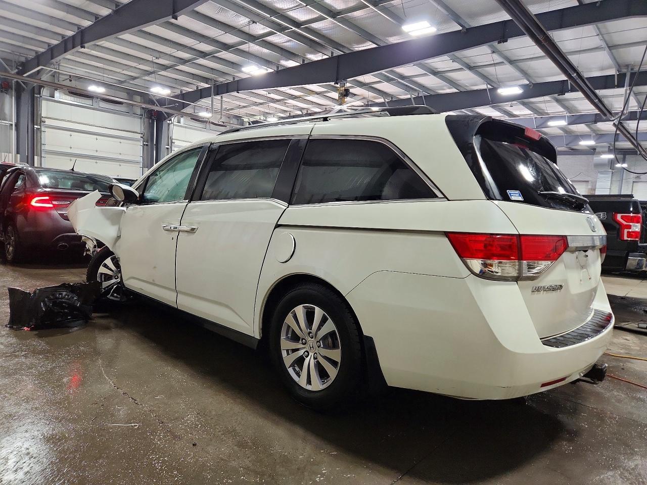 2016 Honda Odyssey Exl - Image 2