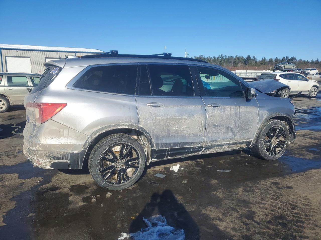 2022 Honda Pilot Se - Фото 3