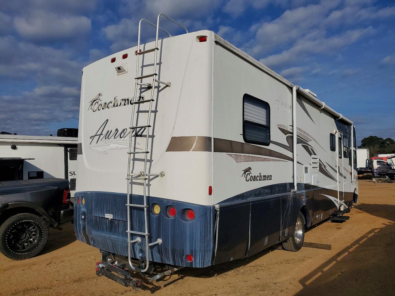 2004 Ford F550 Super Duty Rv - Image 4