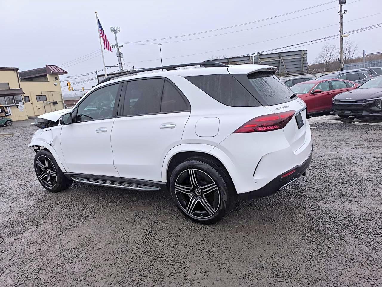 2024 Mercedes-Benz Gle 450E 4Matic - Image 2