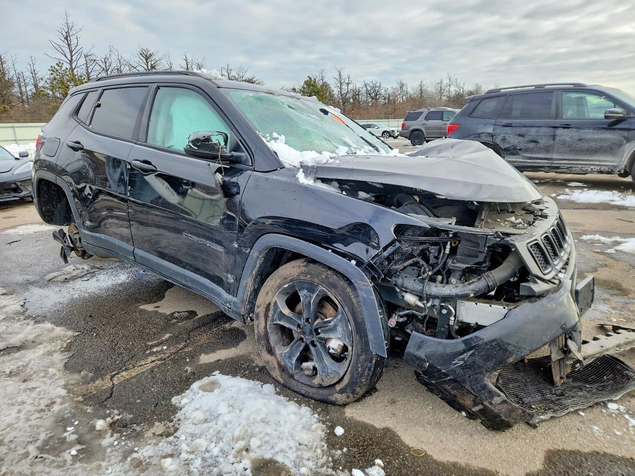 2019 Jeep Compass Latitude - Image 4