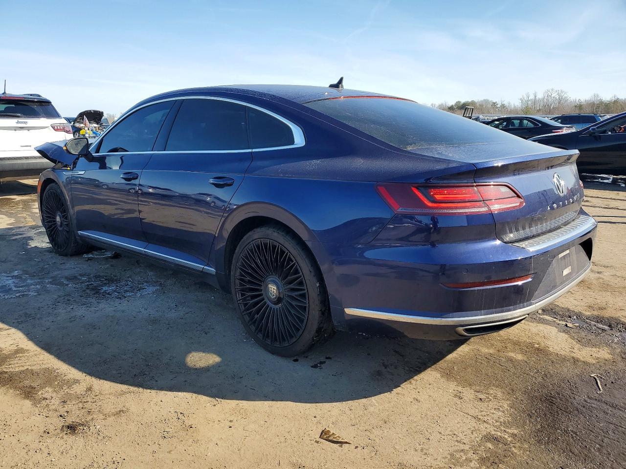 2019 Volkswagen Arteon Sel Premium - Фото 2