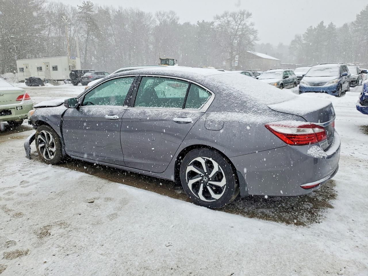 2017 Honda Accord Ex - Фото 2