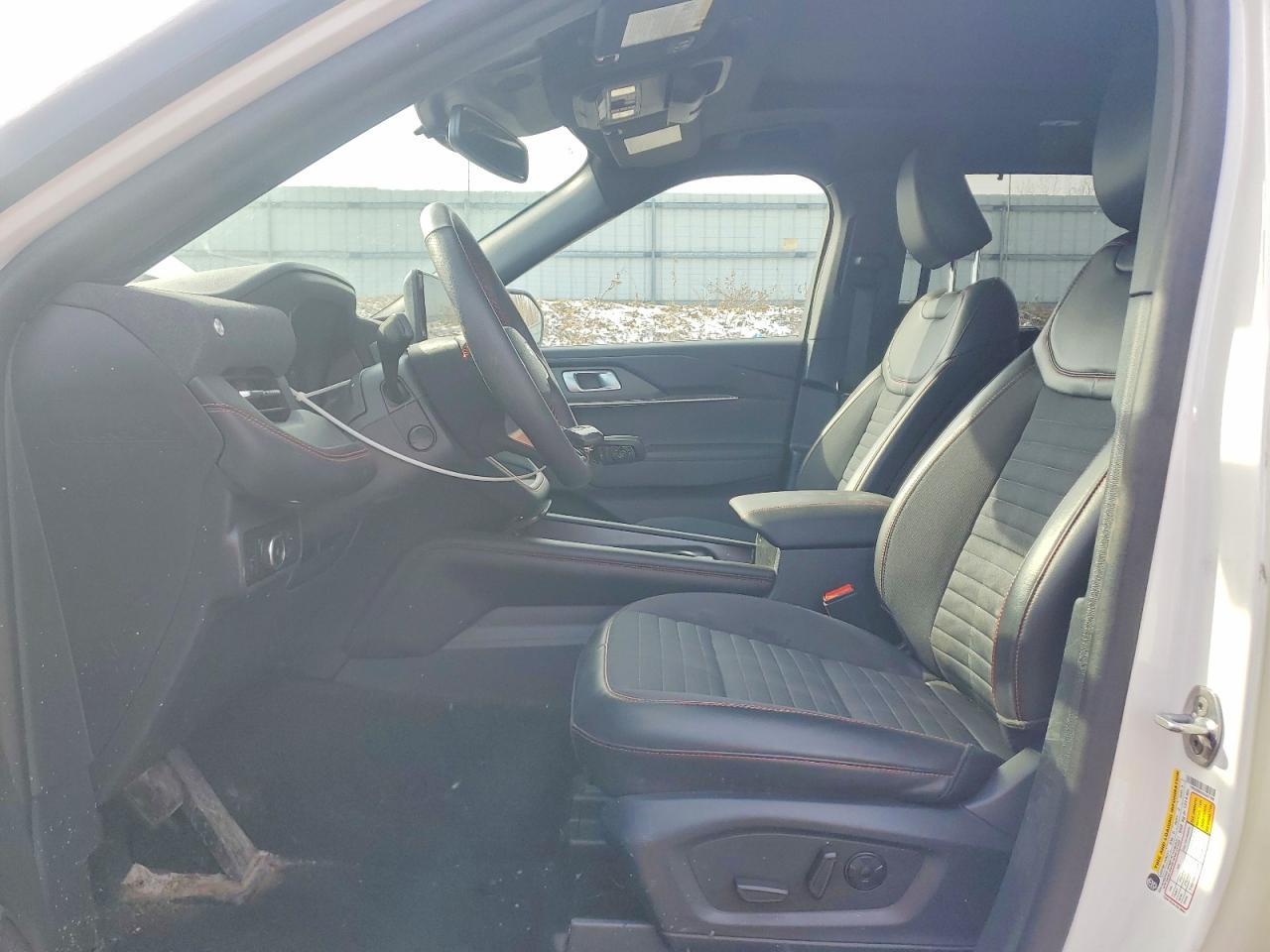 2025 Ford Explorer St-Line - Фото 7