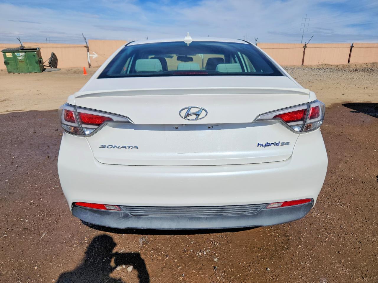 2016 Hyundai Sonata Hybrid - Image 6