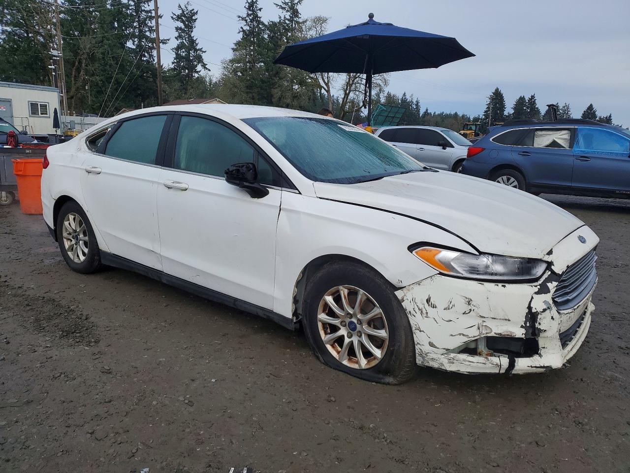 2015 Ford Fusion S - Фото 4