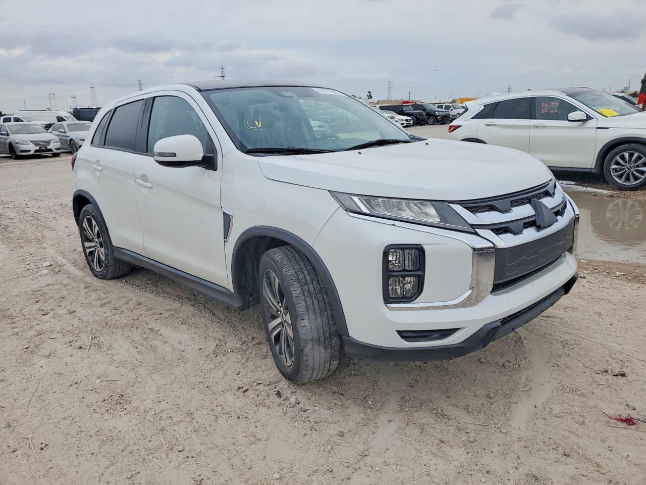 2020 Mitsubishi Outlander Sport Es - Image 4